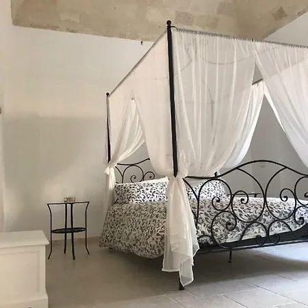 Ab Apulia